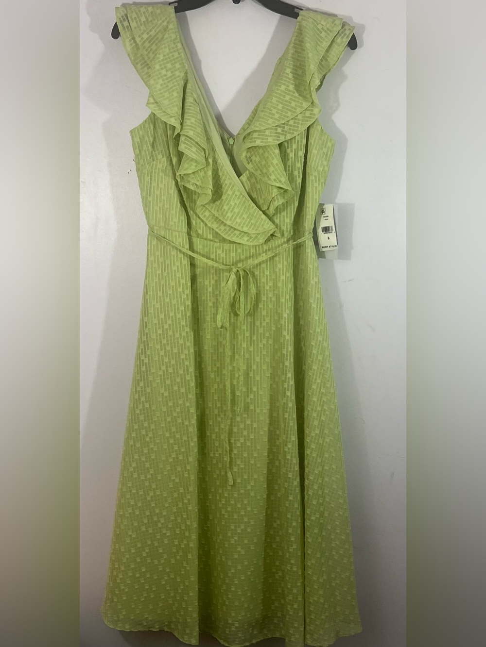 Madison Tara Pear Ruffle Midi Dress Size 6 NWT Flowy Feminine